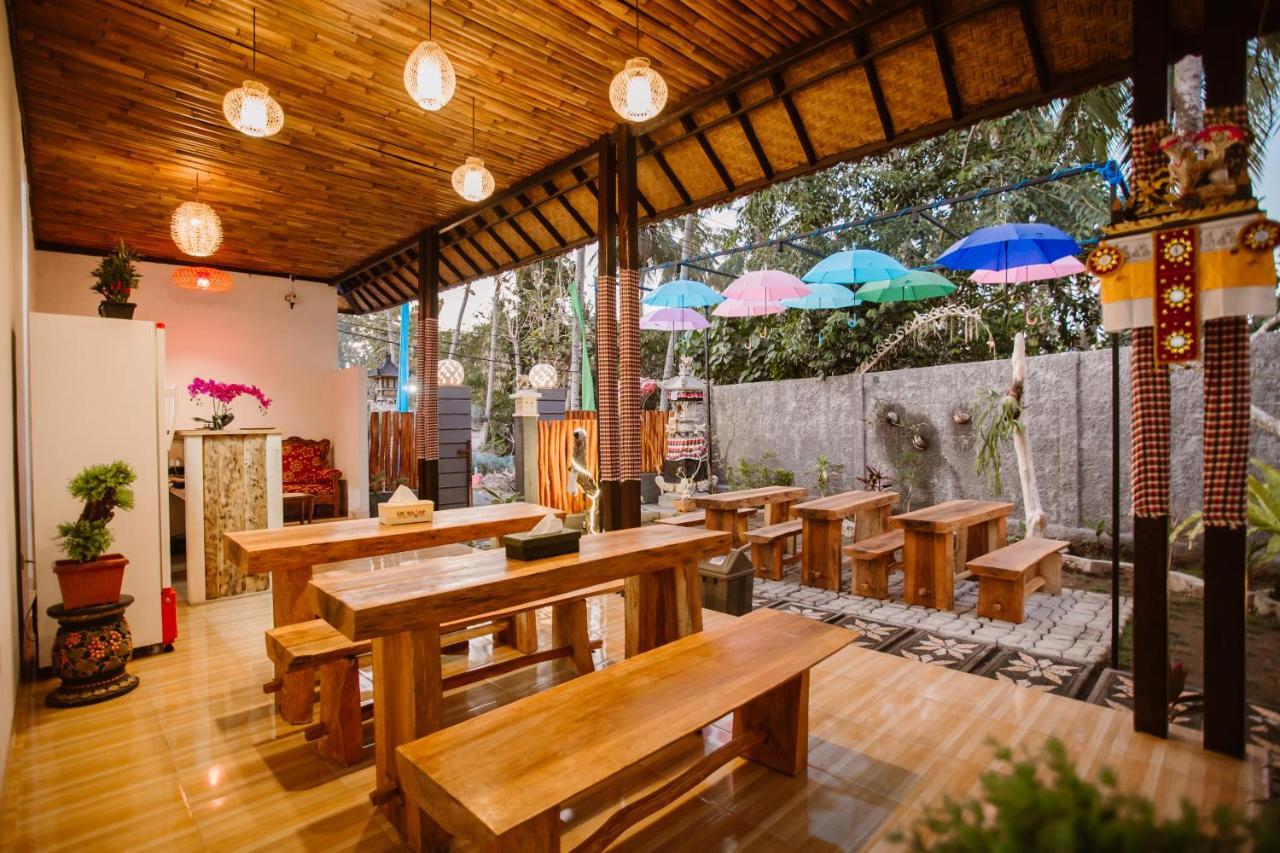 Double'D Hostel Batununggul Exterior photo